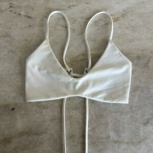 White lace up bikini top! 🤍